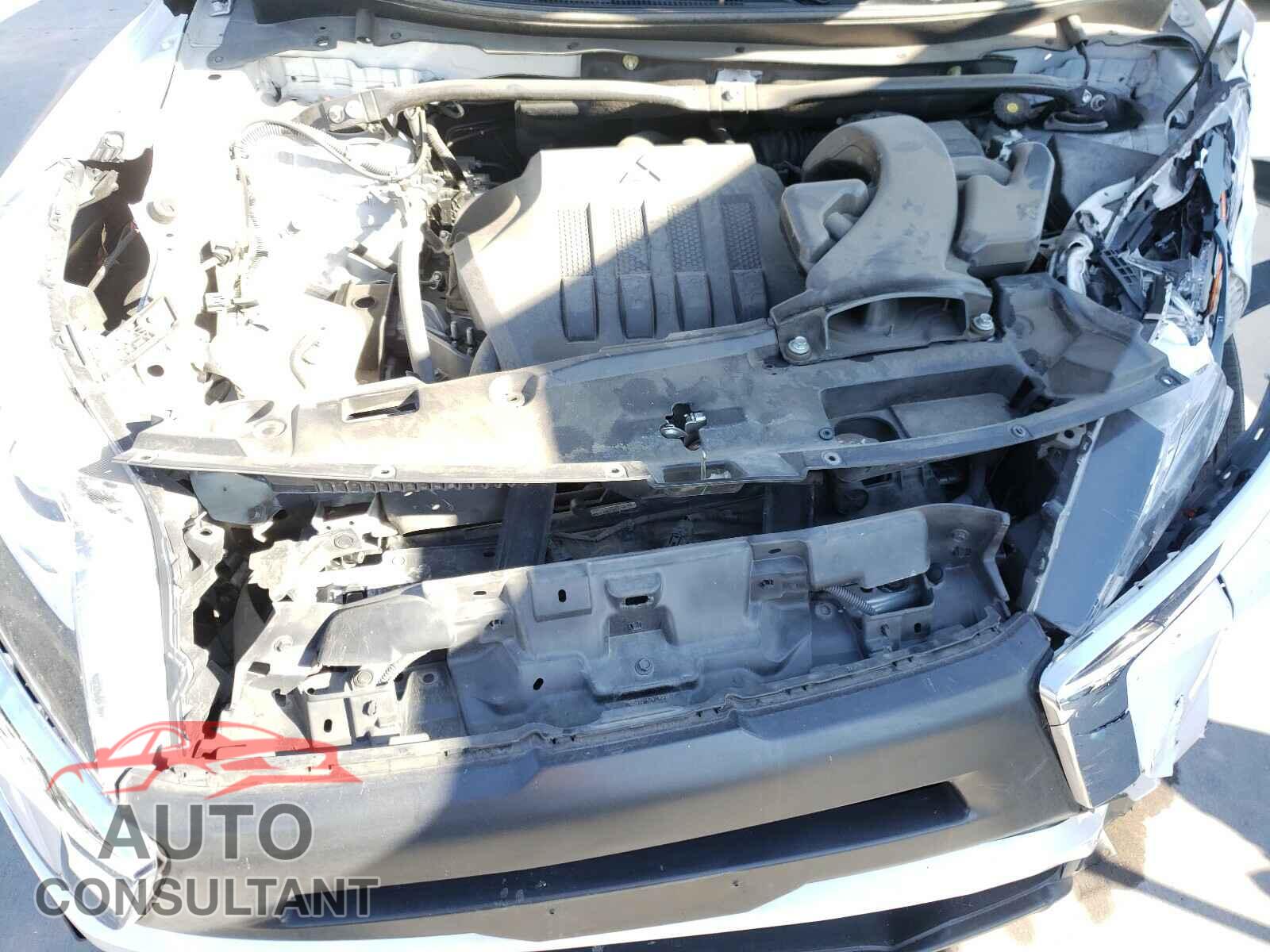 MITSUBISHI ECLIPSE 2018 - JA4AS3AA5JZ063951