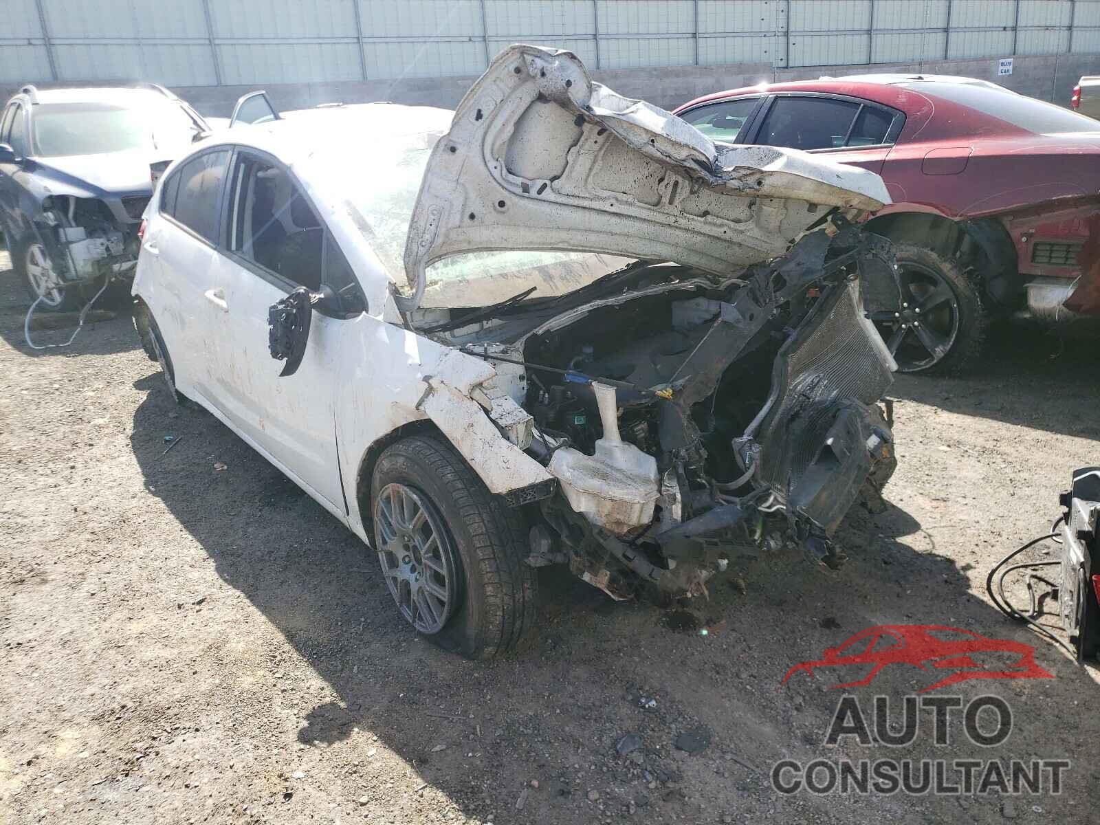 KIA FORTE 2016 - KNAFK4A60G5469128