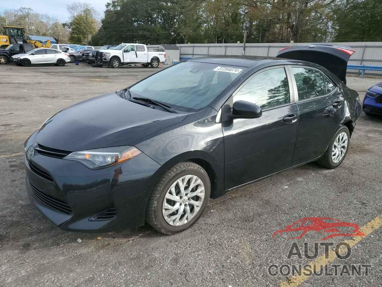 TOYOTA COROLLA 2018 - 2T1BURHE1JC012540