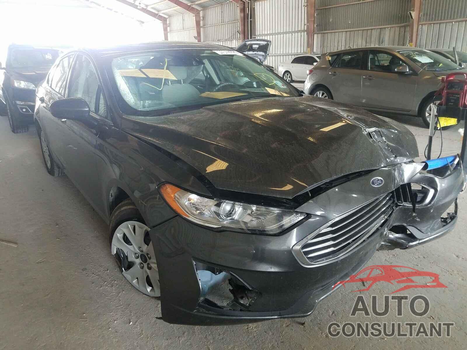 FORD FUSION 2019 - 3FA6P0G76KR146761