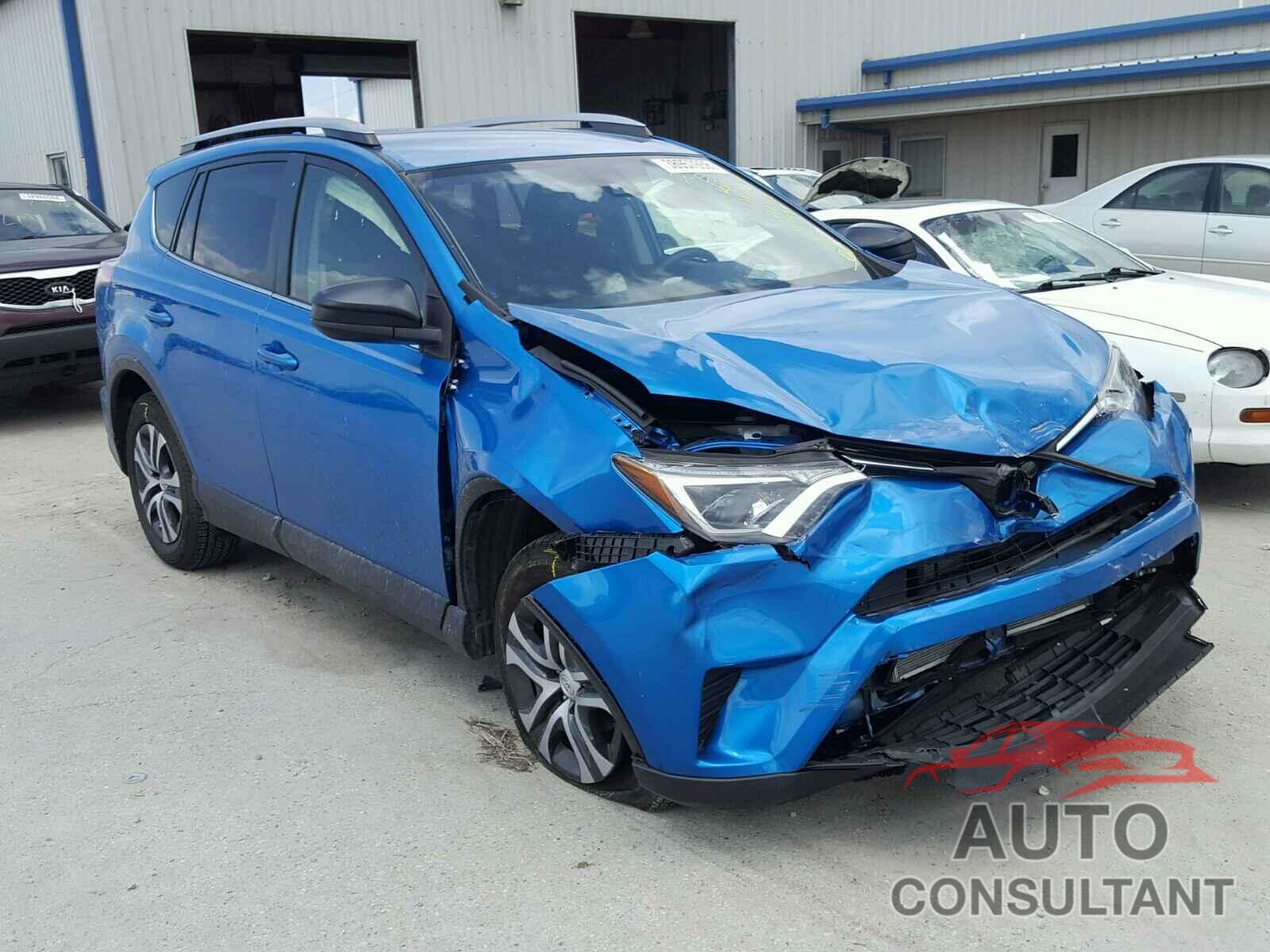 TOYOTA RAV4 LE 2017 - JTMZFREV6HJ104495