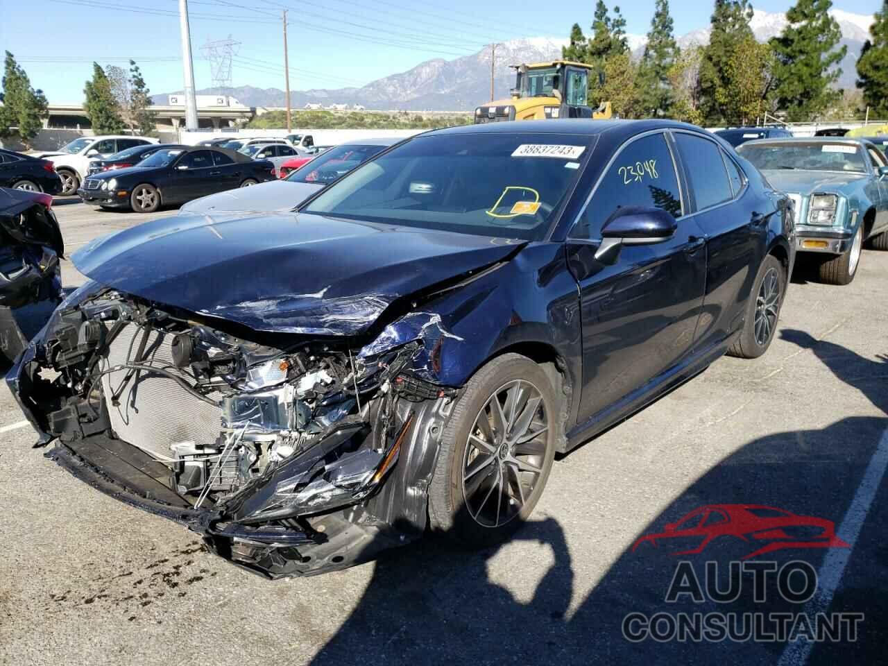 TOYOTA CAMRY 2021 - 4T1G11AK0MU568745