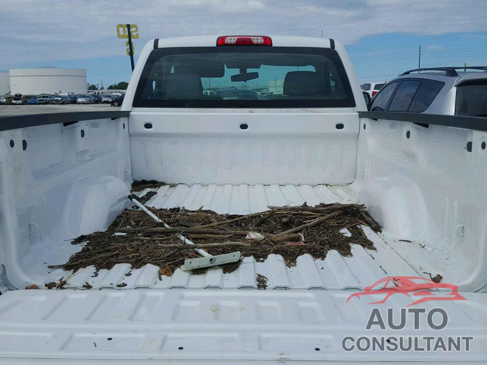 CHEVROLET SILVERADO 2017 - 1GCNCNEH3HZ116339