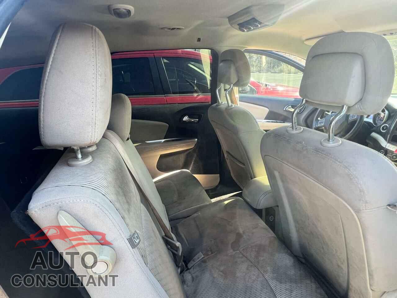 DODGE JOURNEY 2015 - 3C4PDCBG1FT754678