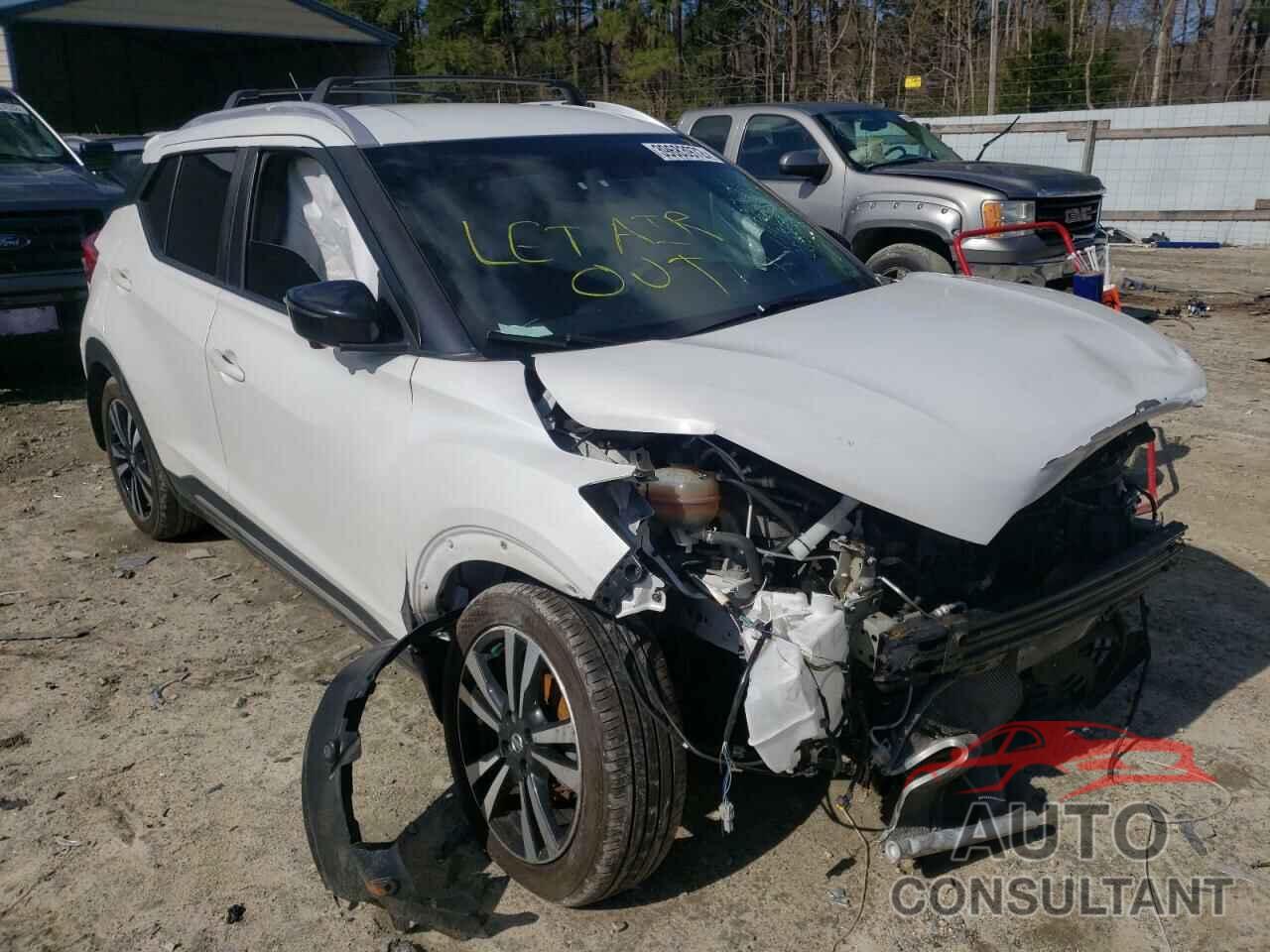 NISSAN KICKS 2018 - 3N1CP5CU6JL539606