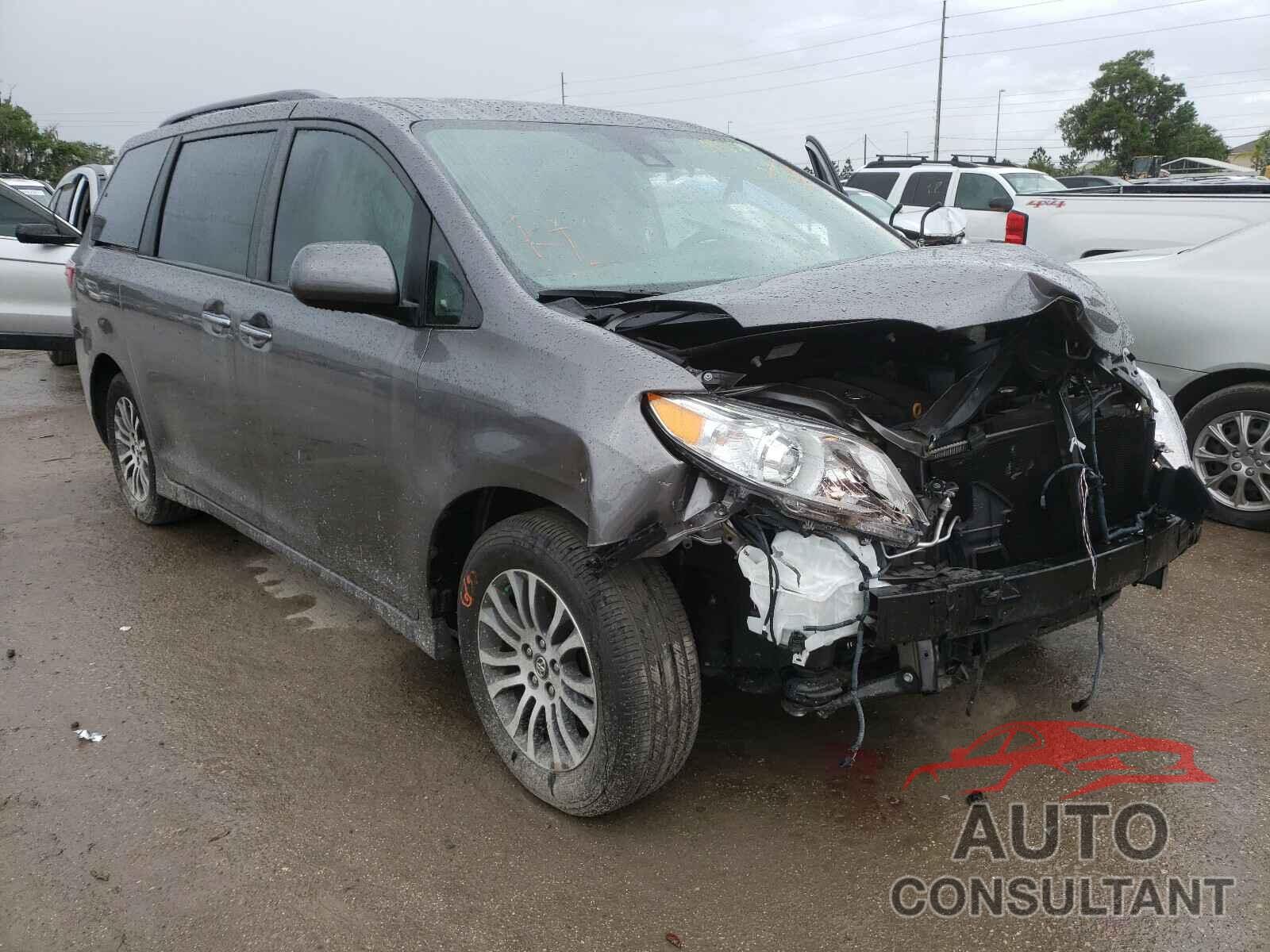 TOYOTA SIENNA 2018 - 5TDYZ3DC8JS958722