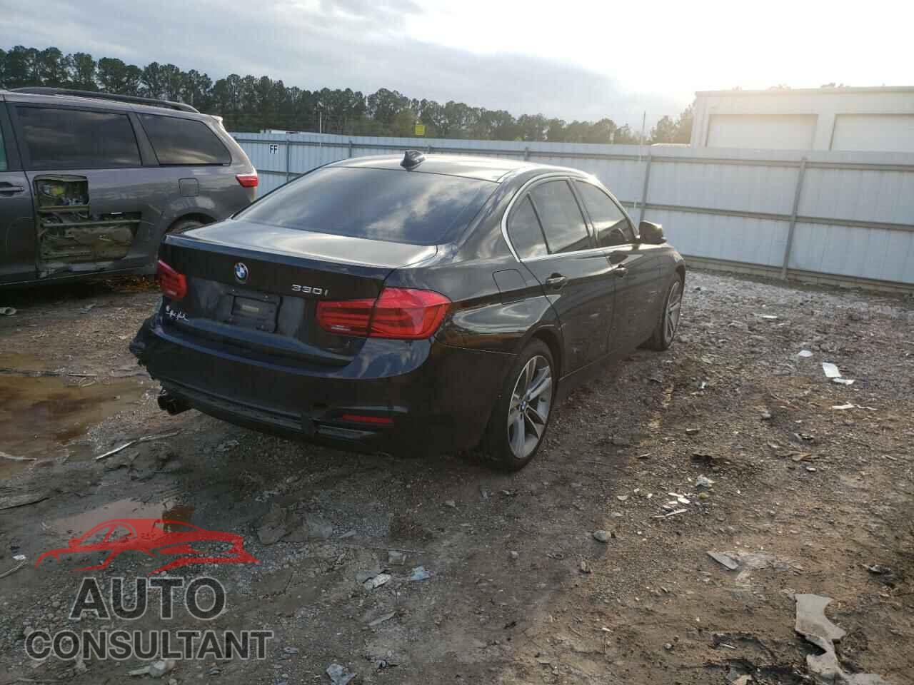 BMW 3 SERIES 2017 - WBA8B9G51HNU49959