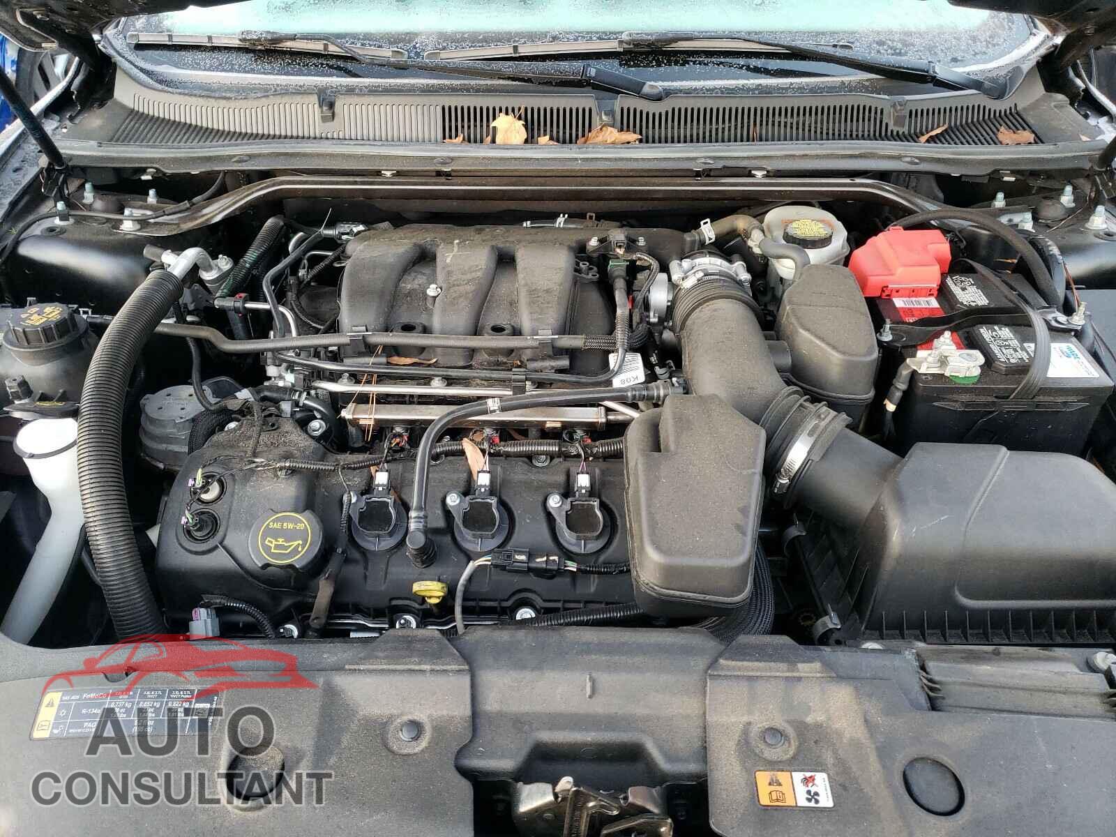 FORD TAURUS 2017 - 1FAHP2D87HG112216