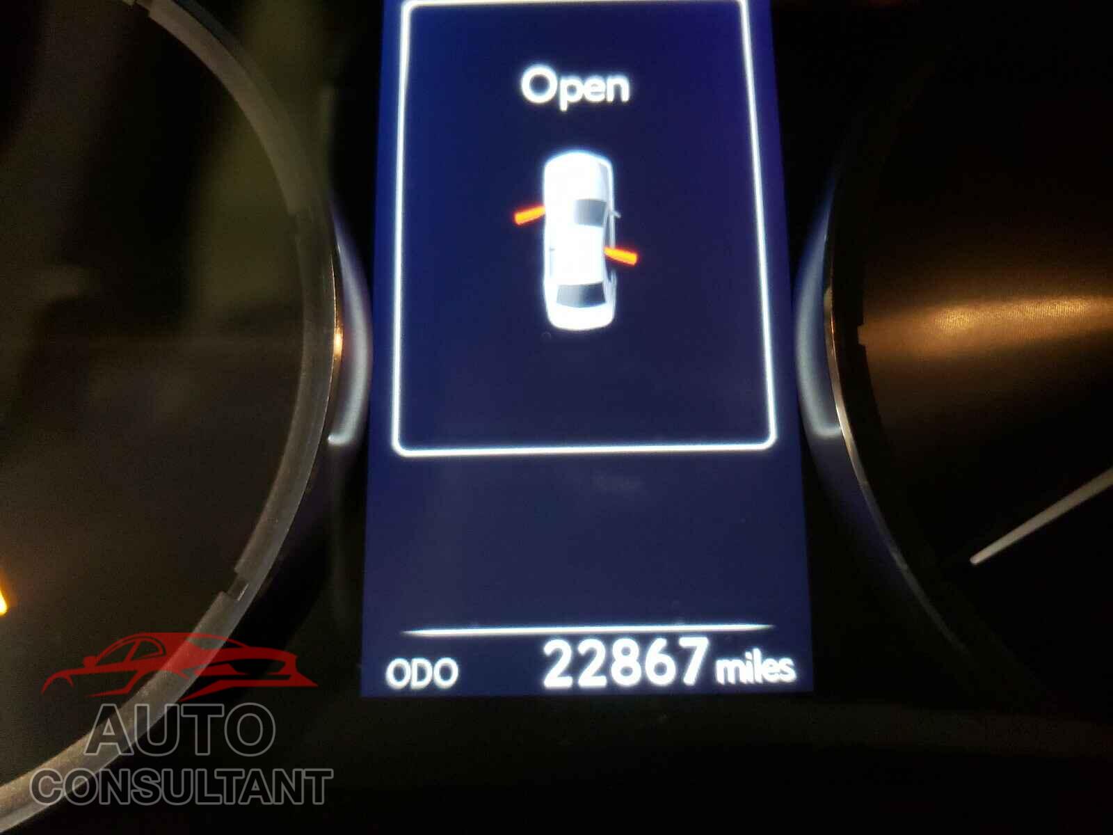 LEXUS IS 2017 - JTHCM1D26H5018938