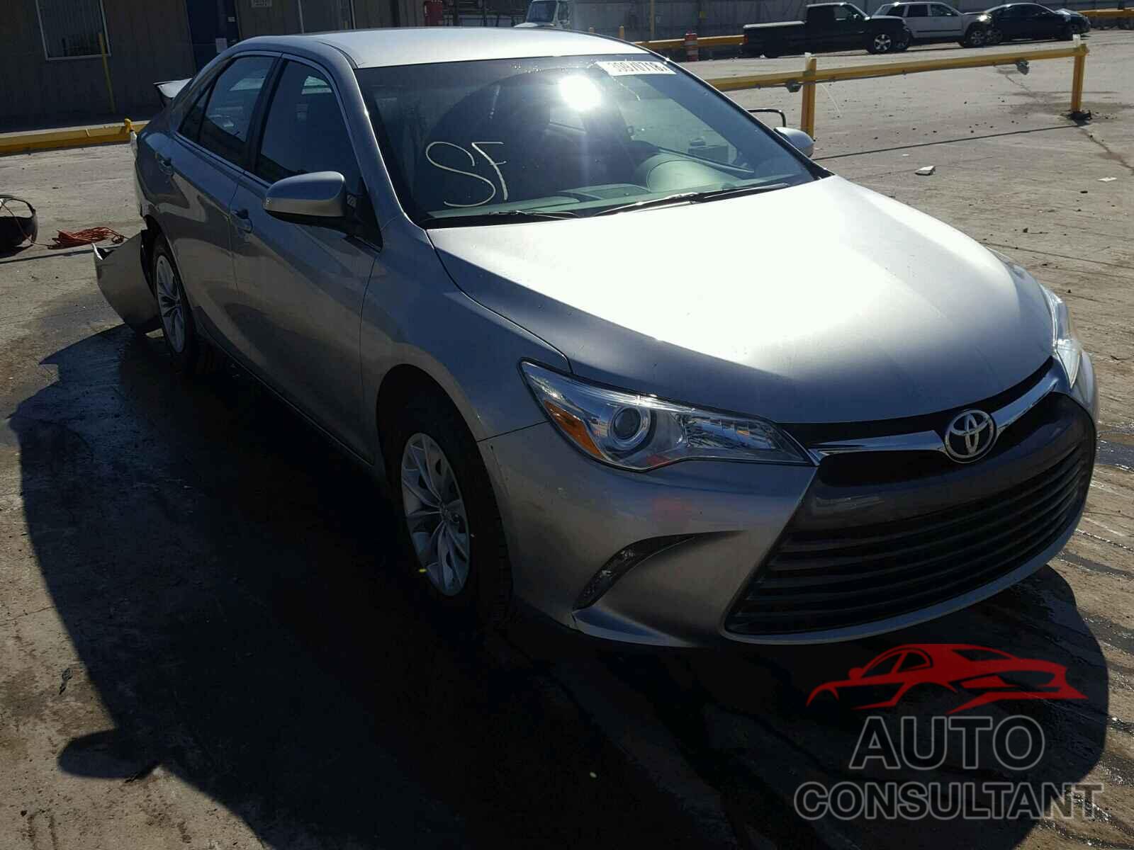 TOYOTA CAMRY 2015 - 4T4BF1FK5FR483445