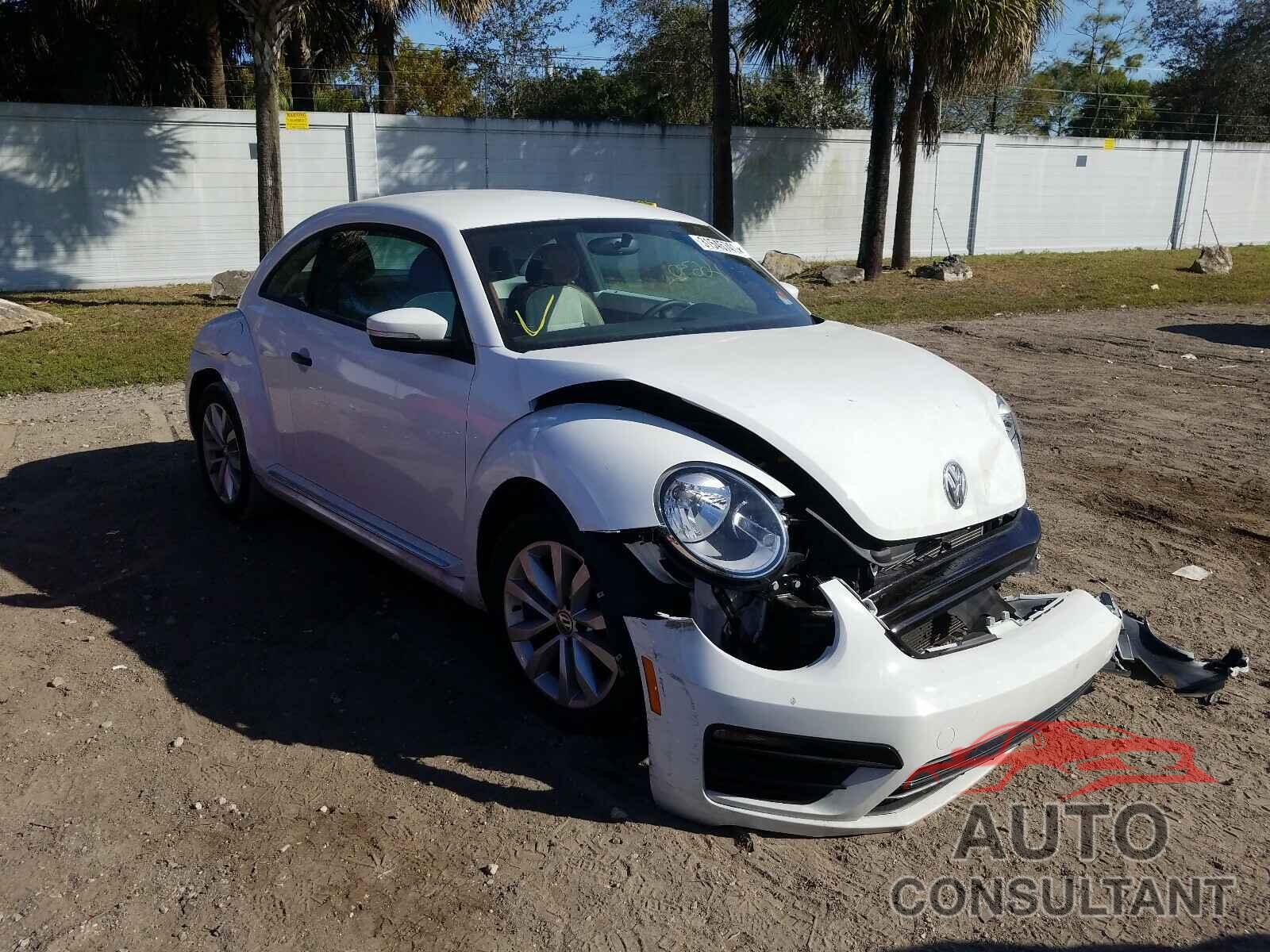 VOLKSWAGEN BEETLE 2017 - 3VWF17AT5HM626089