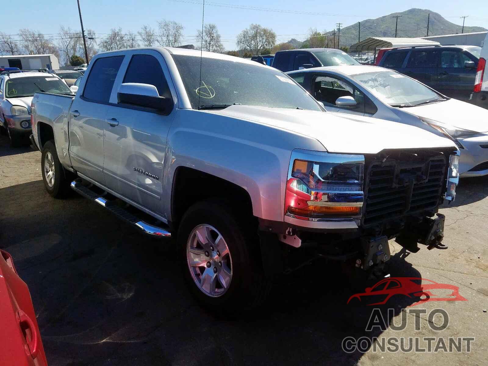 CHEVROLET SILVERADO 2018 - 1HGCV1F30LA156643