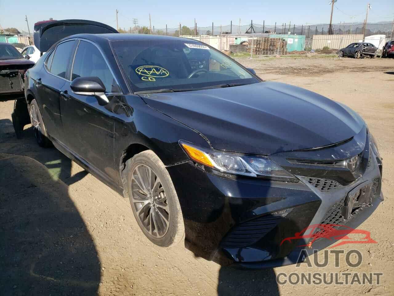 TOYOTA CAMRY 2018 - 4T1B11HKXJU156120