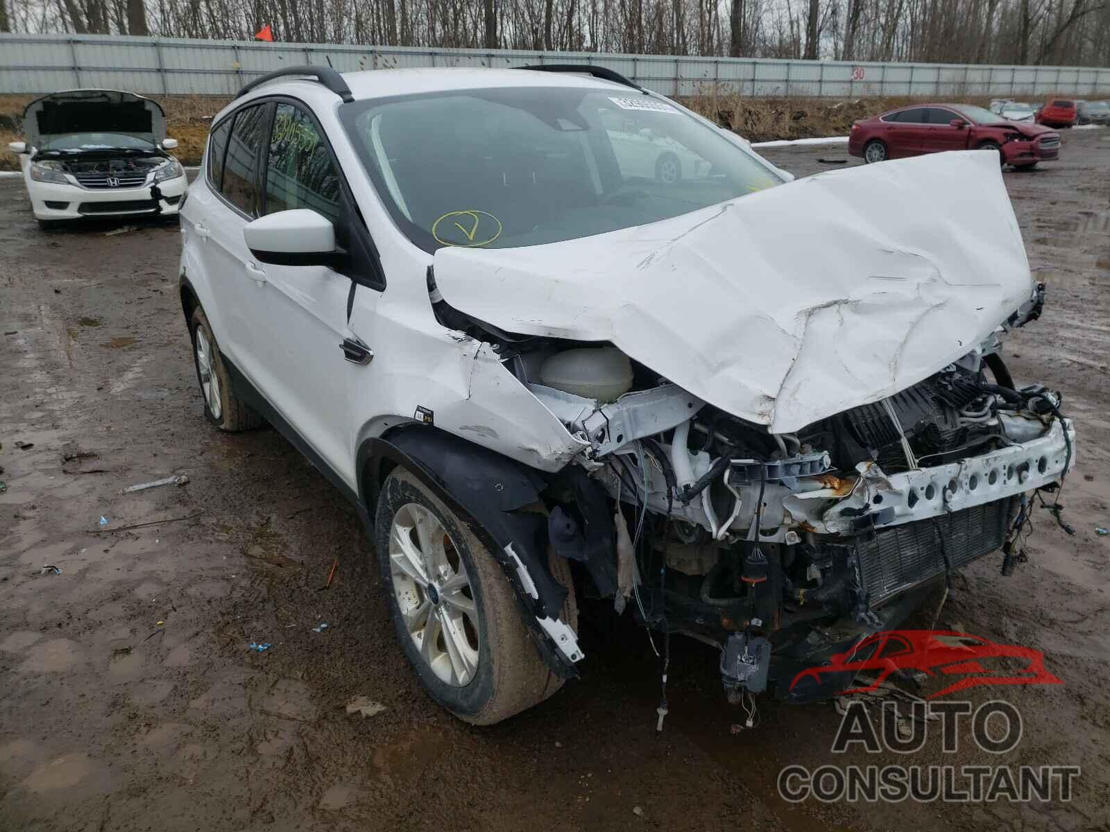 FORD ESCAPE 2018 - 1FMCU9HD0JUA44230
