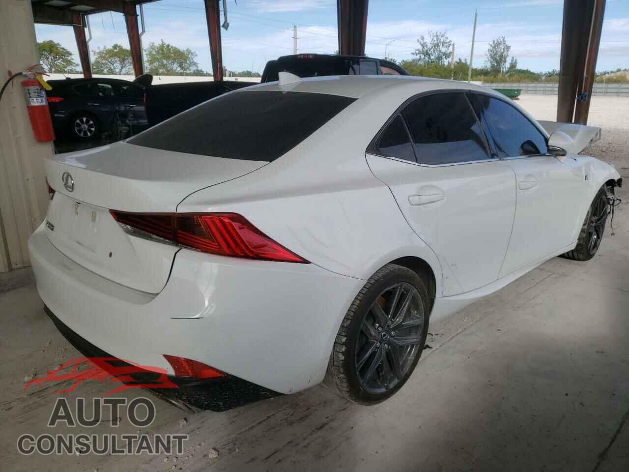 LEXUS IS 2018 - JTHBA1D29J5065276