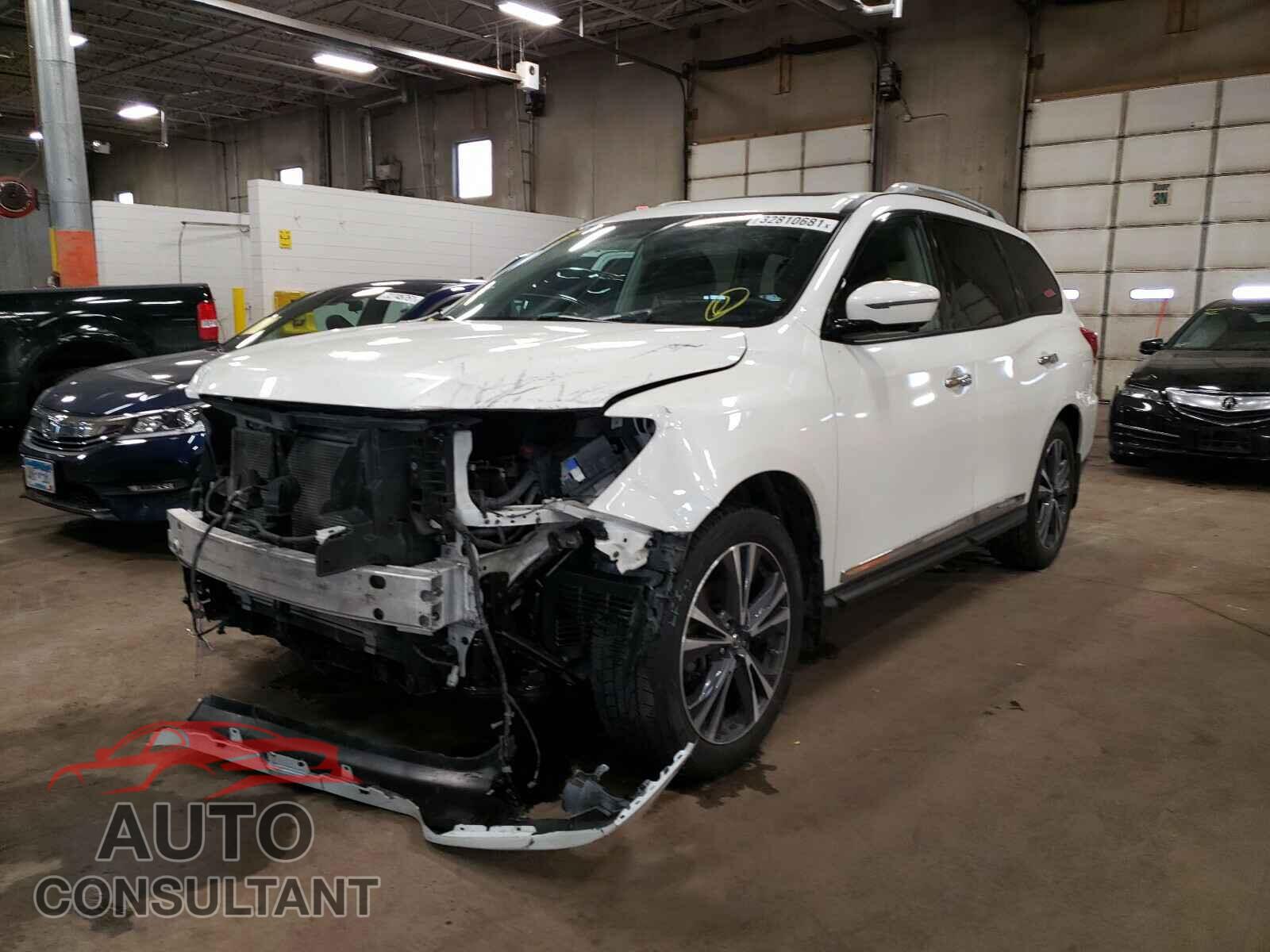 NISSAN PATHFINDER 2017 - 5N1DR2MM2HC627823