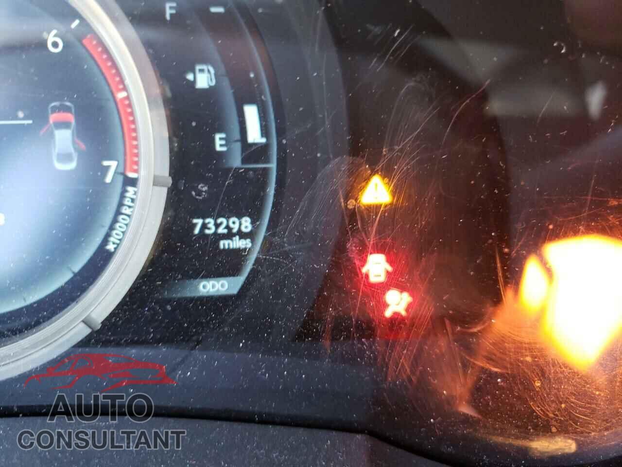 LEXUS IS 2016 - JTHBA1D21G5035973