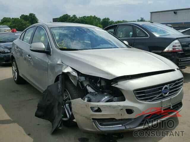 VOLVO S60 2015 - YV1612TM3F2354166