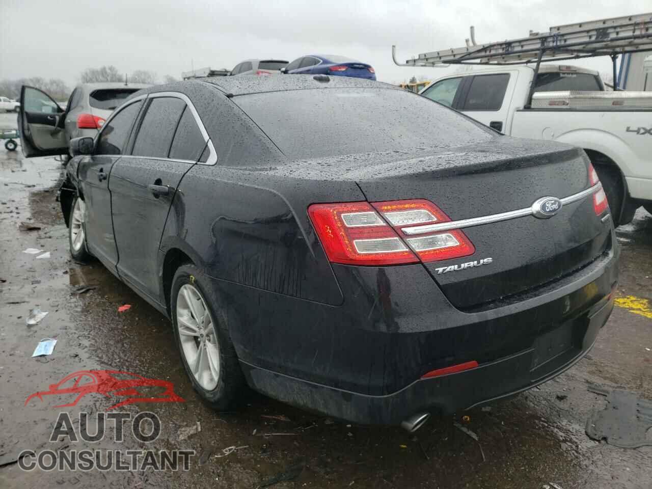 FORD TAURUS 2018 - 3N1AB7AP2KY365620