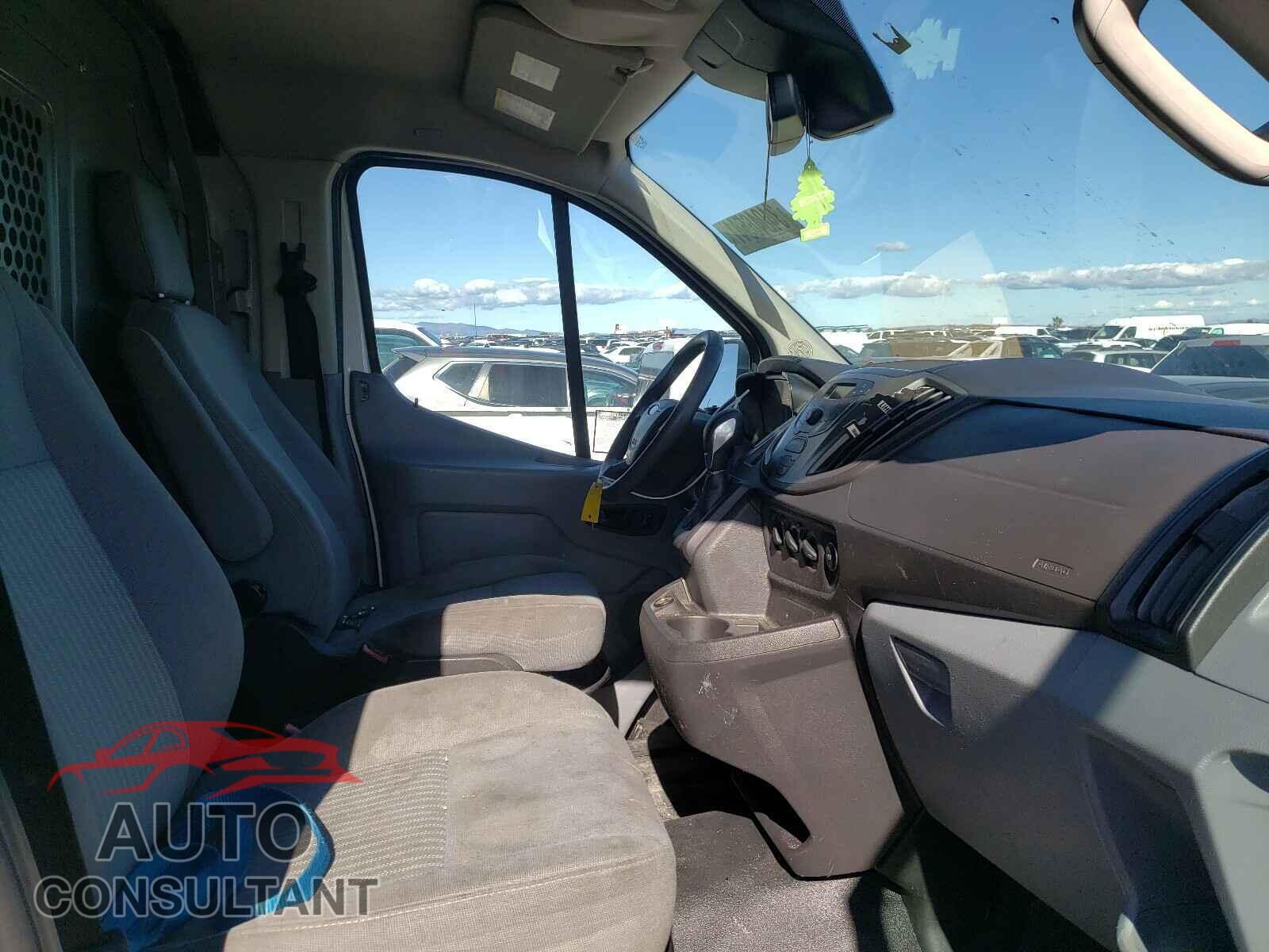 FORD TRANSIT CO 2017 - 1FTYR2YM8HKA28334