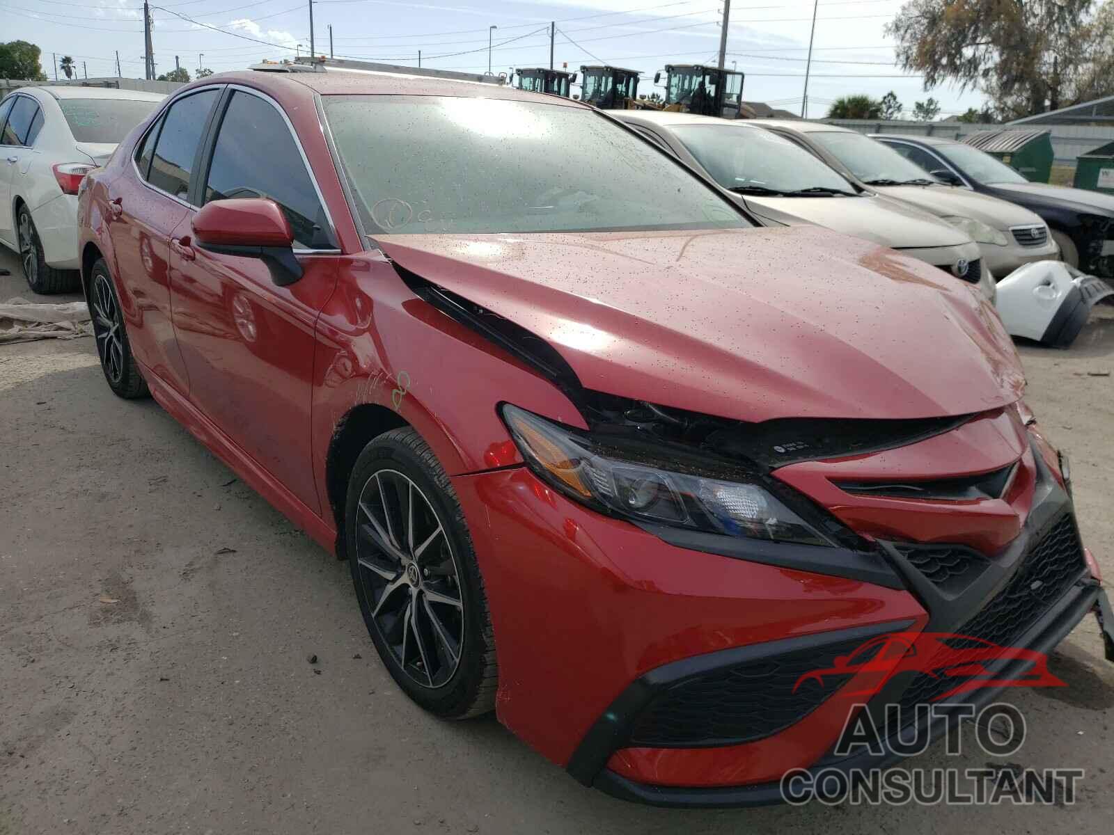 TOYOTA CAMRY 2021 - 4T1G11AK9MU402871