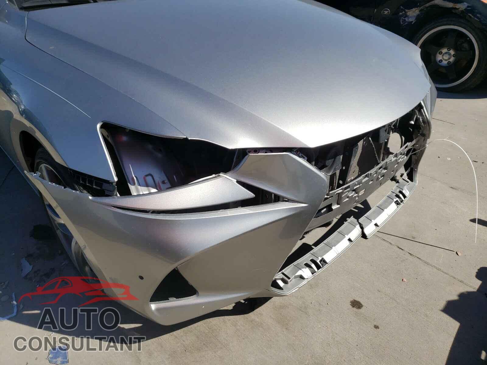LEXUS IS 2017 - JTHBA1D27H5045795