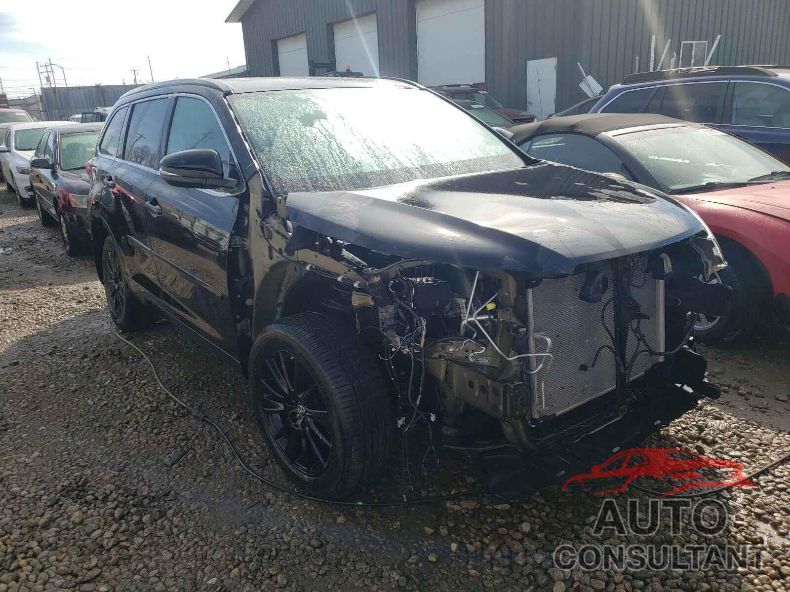 TOYOTA HIGHLANDER 2019 - 5TDJZRFHXKS600293