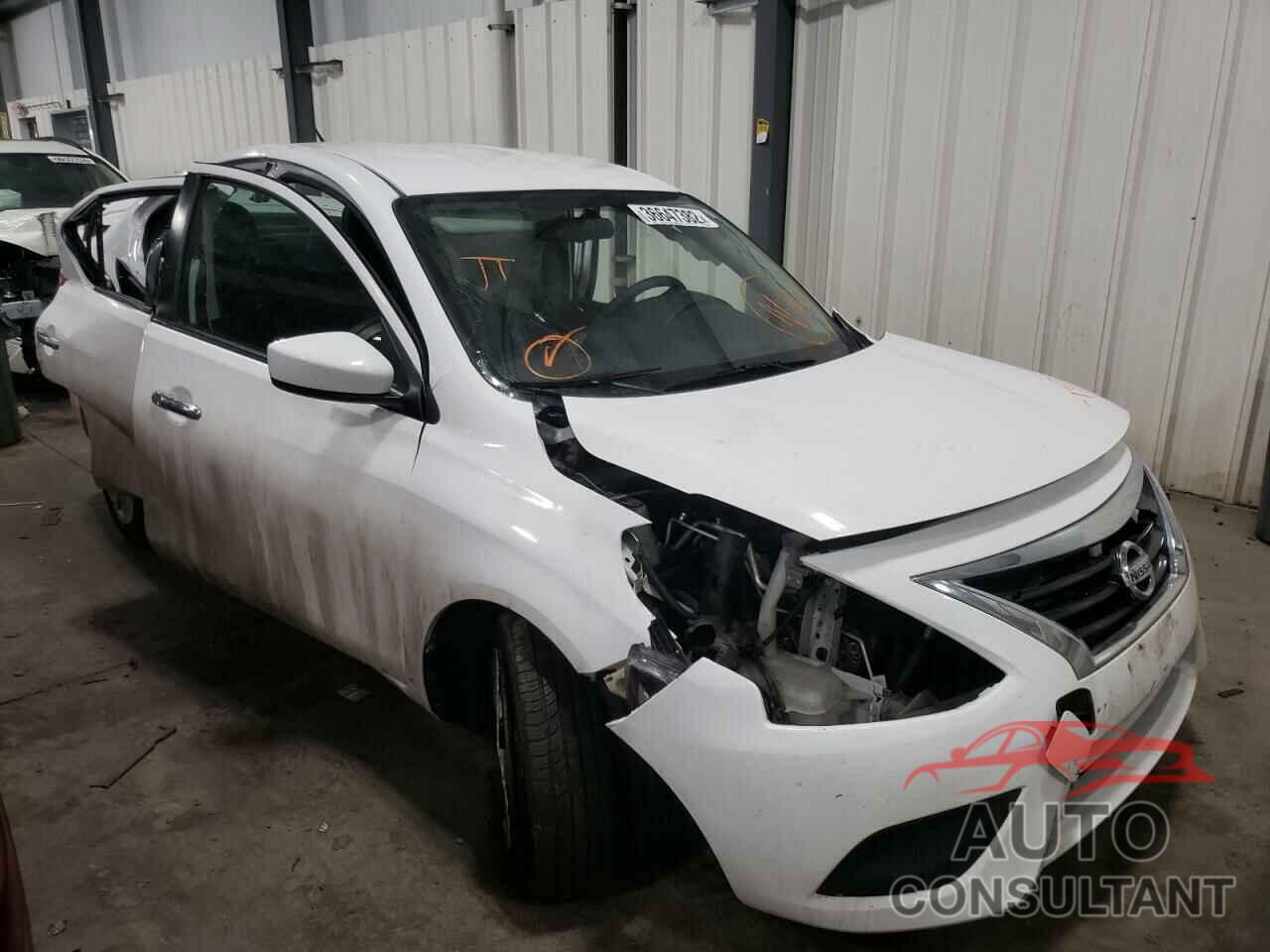 NISSAN VERSA 2017 - 3N1CN7AP8HL809993