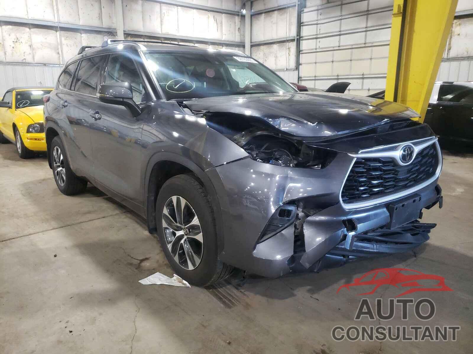TOYOTA HIGHLANDER 2020 - 5TDHZRBH2LS024530