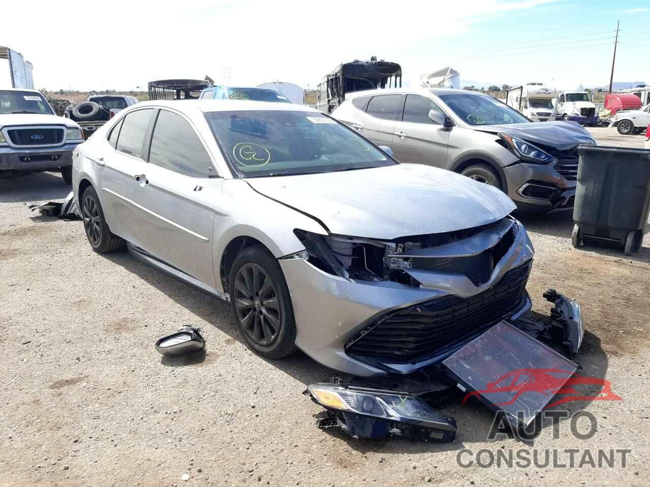 TOYOTA CAMRY 2018 - 4T1B11HK6JU627616
