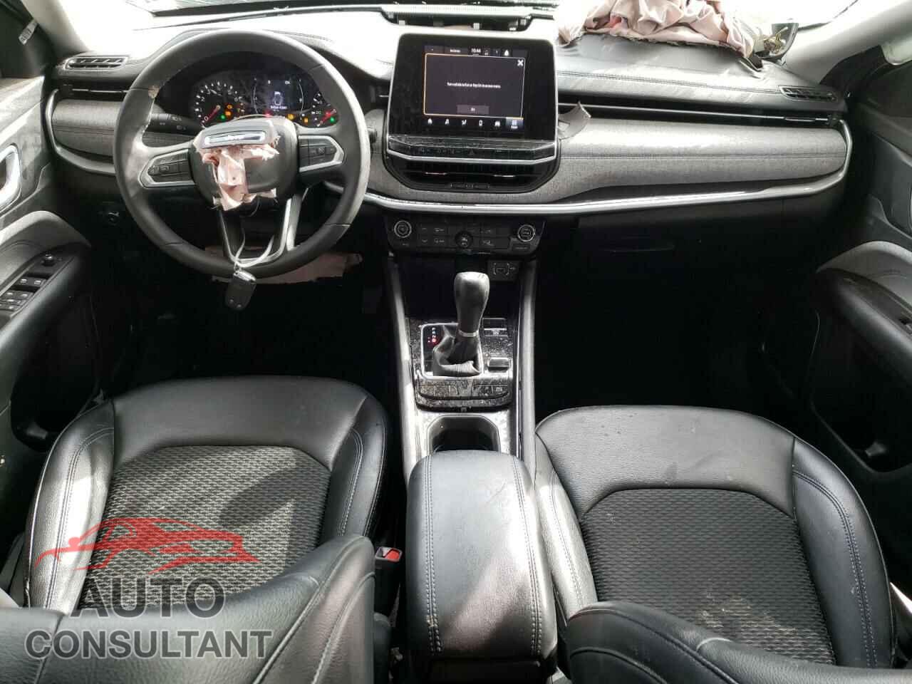 JEEP COMPASS 2022 - 3C4NJDBB2NT108218