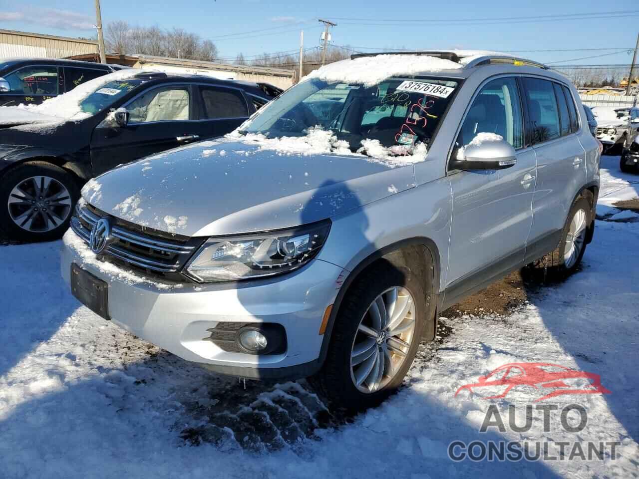 VOLKSWAGEN TIGUAN 2016 - WVGBV7AX6GW578329