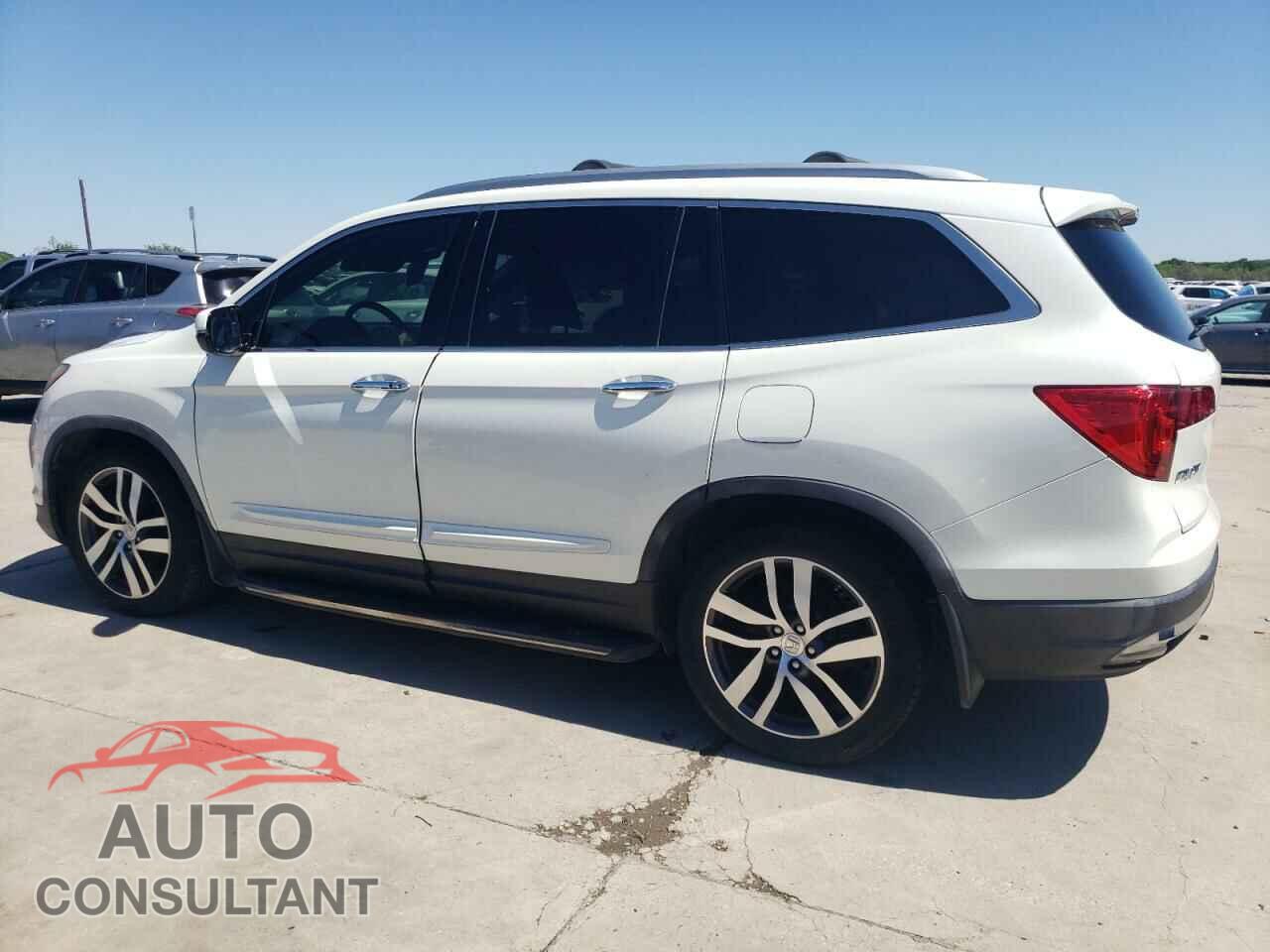 HONDA PILOT 2016 - 5FNYF5H99GB010832