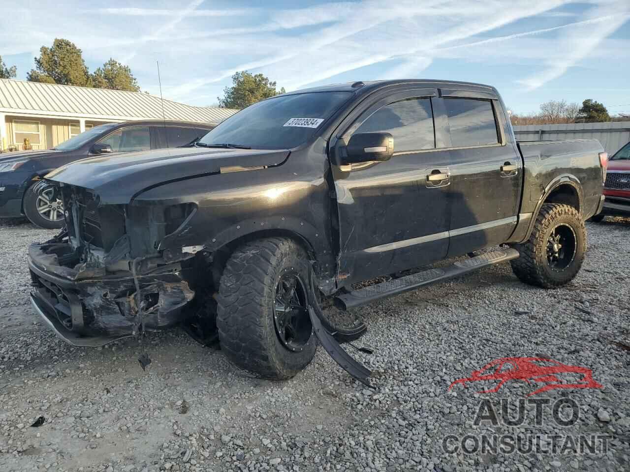 NISSAN TITAN 2019 - 1N6AA1E54KN520796