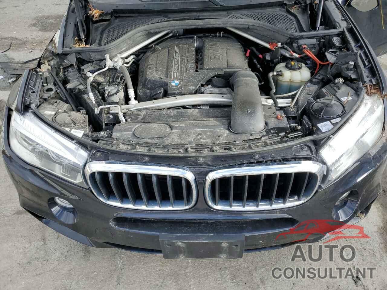 BMW X5 2018 - 5UXKR0C59J0Y03024