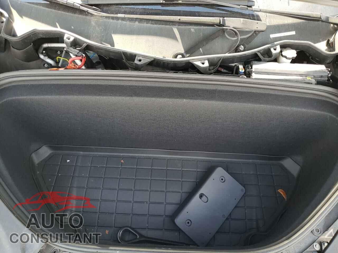 TESLA MODEL X 2017 - 5YJXCDE24HF056866