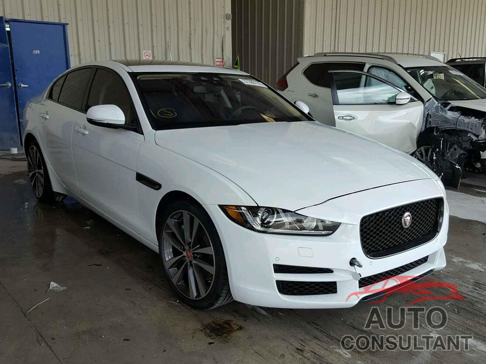 JAGUAR XE 2018 - SAJAE4FX6JCP35133