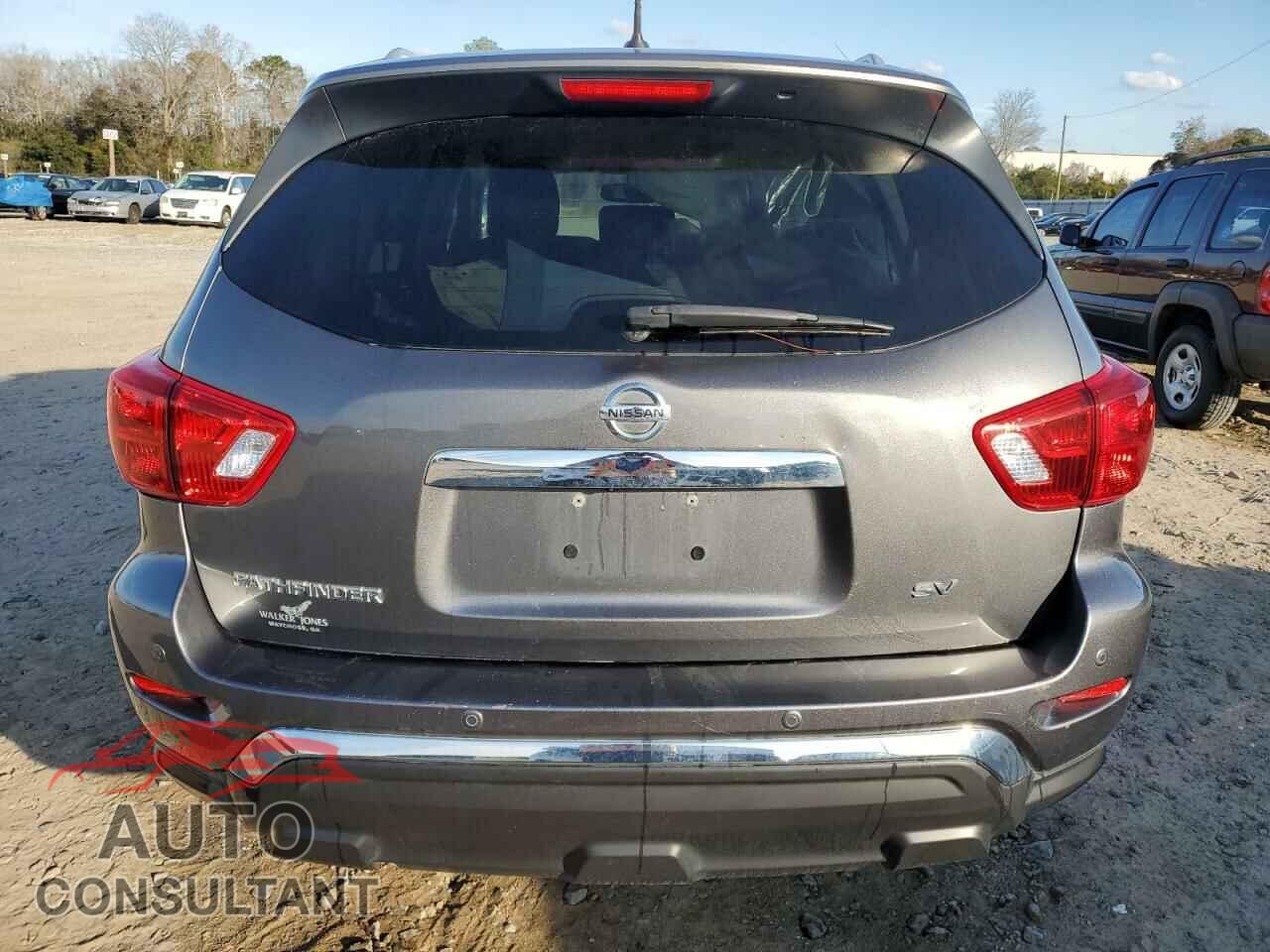 NISSAN PATHFINDER 2018 - 5N1DR2MNXJC622609