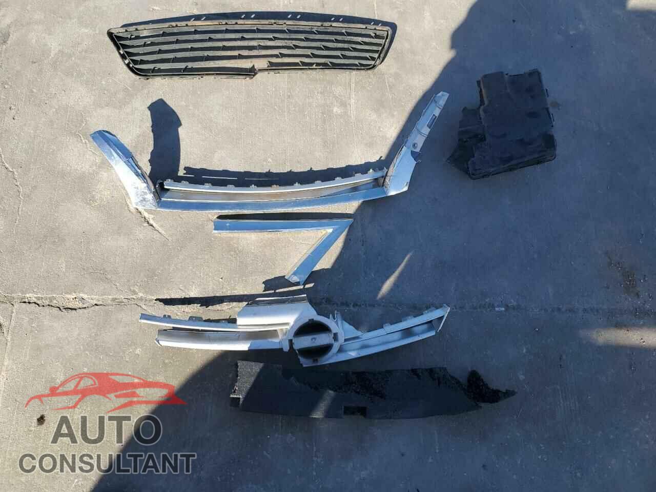 LEXUS IS 2016 - JTHBA1D20G5022857