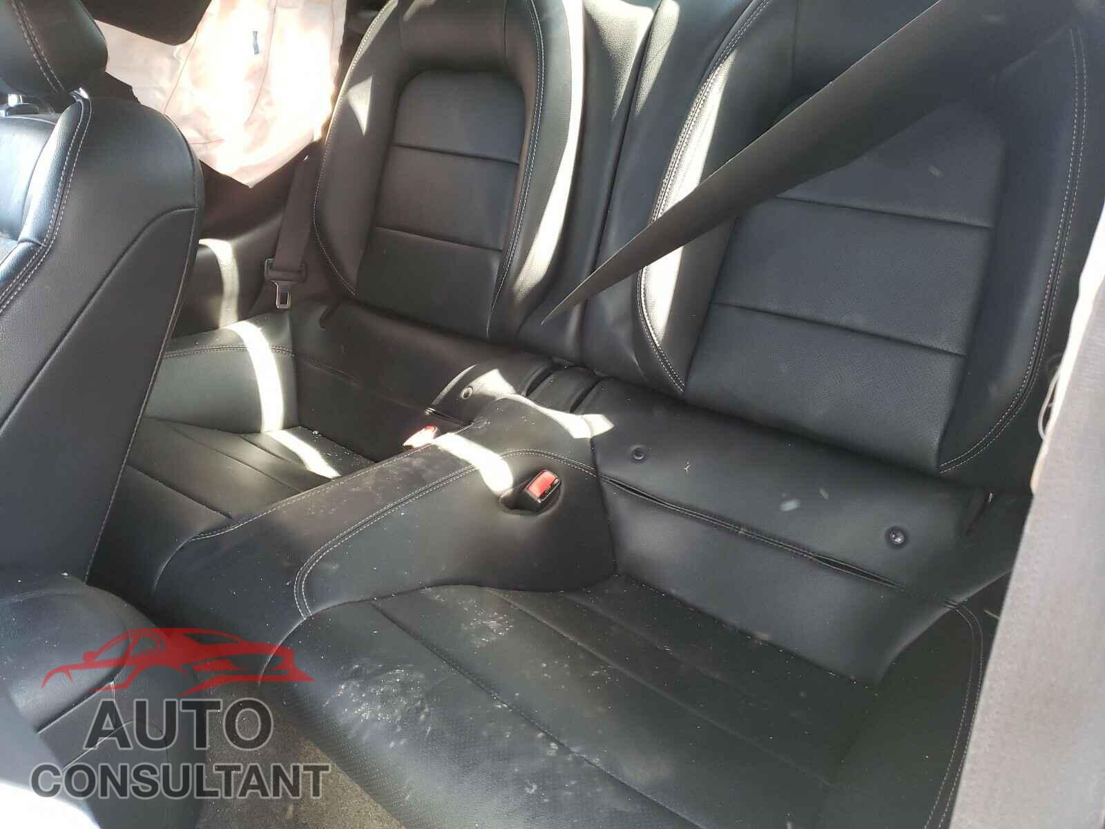 FORD MUSTANG 2017 - 1FA6P8CF7H5235245