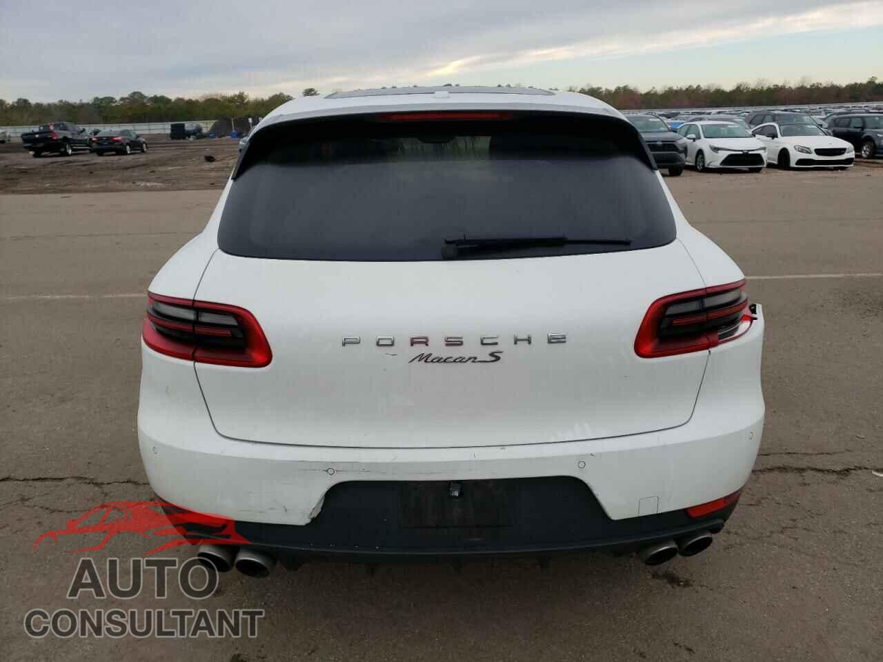 PORSCHE MACAN 2016 - WP1AB2A55GLB46874