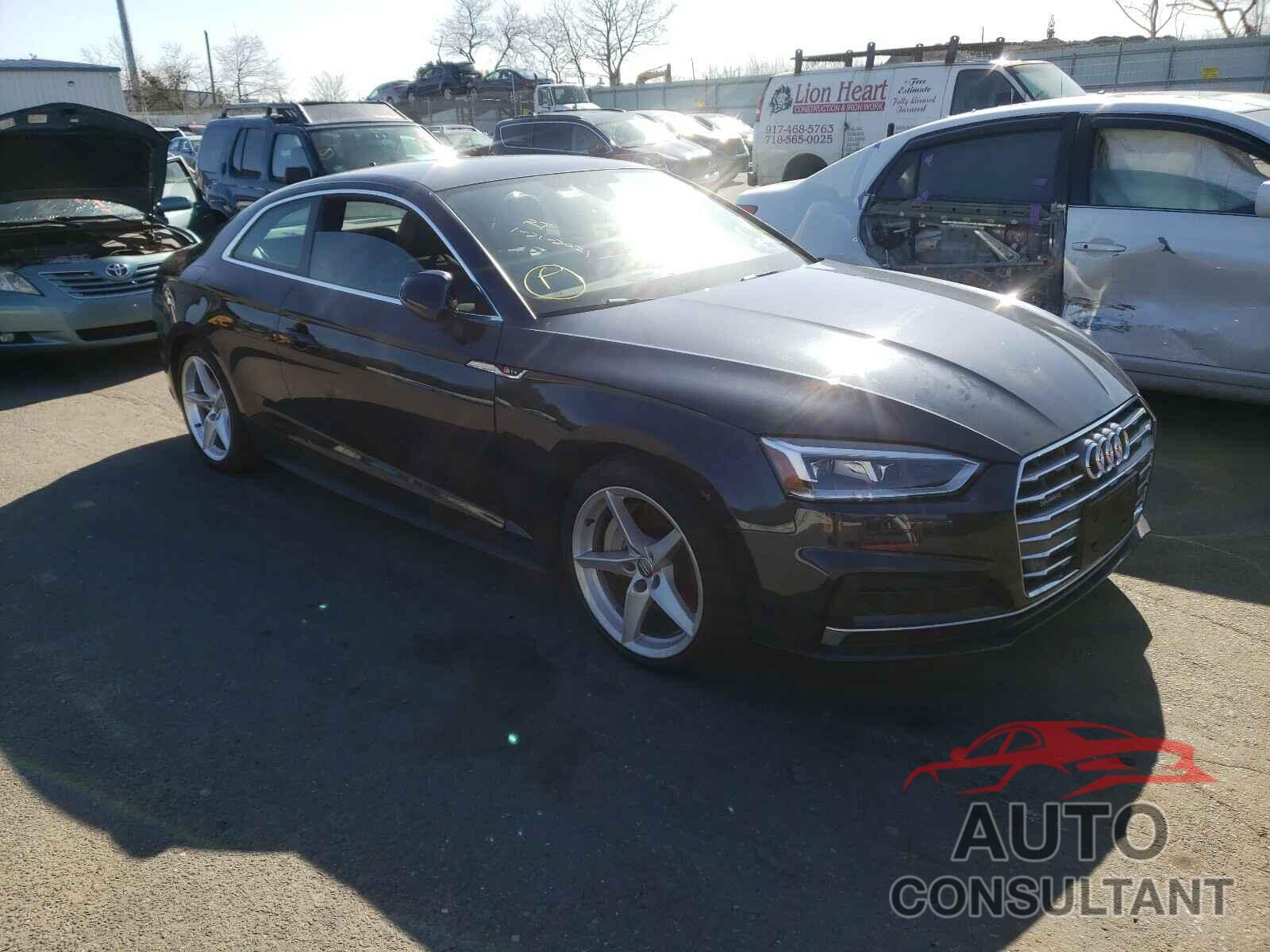 AUDI A5 2018 - WAUTNAF5XJA083792