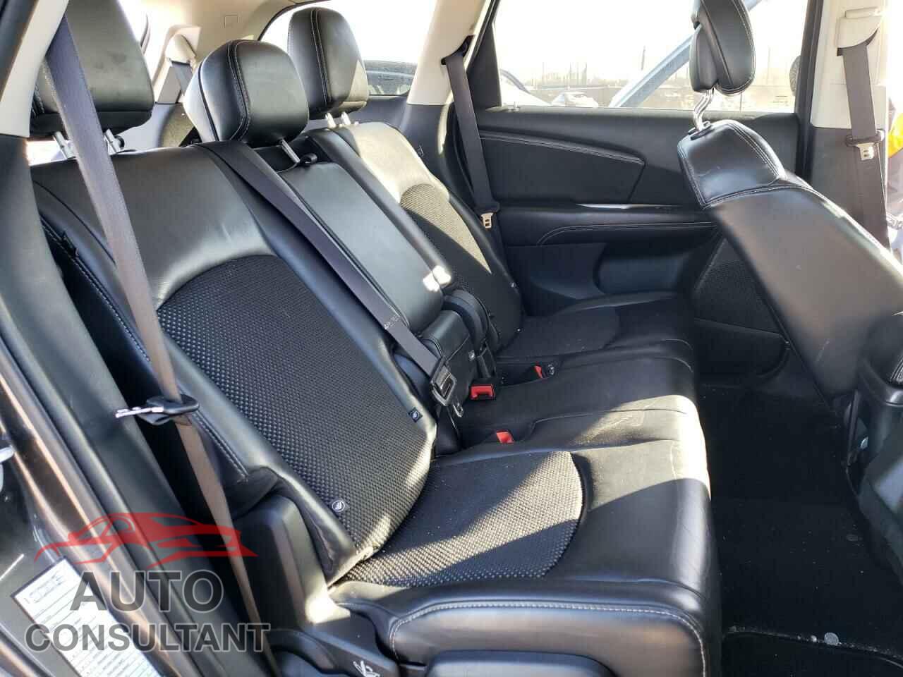 DODGE JOURNEY 2017 - 3C4PDCGG8HT554053