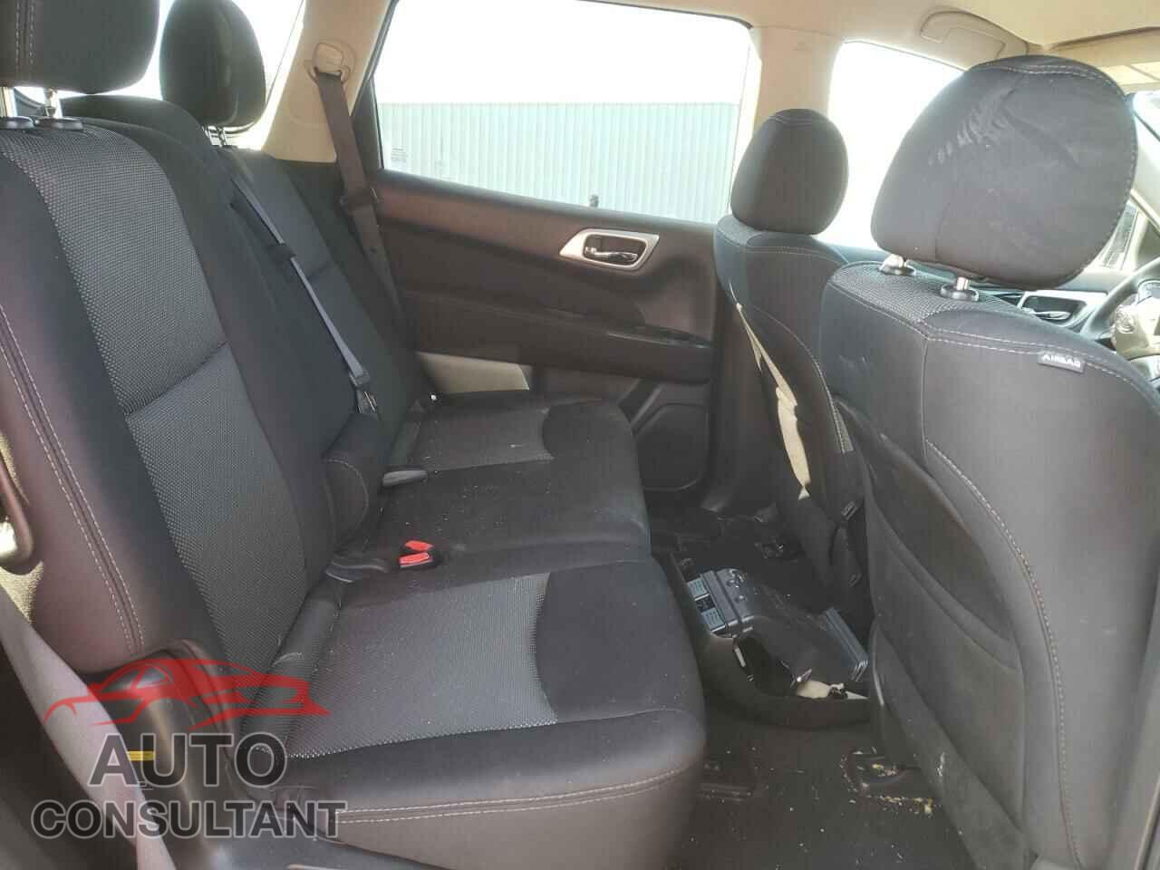 NISSAN PATHFINDER 2017 - 5N1DR2MN4HC606254
