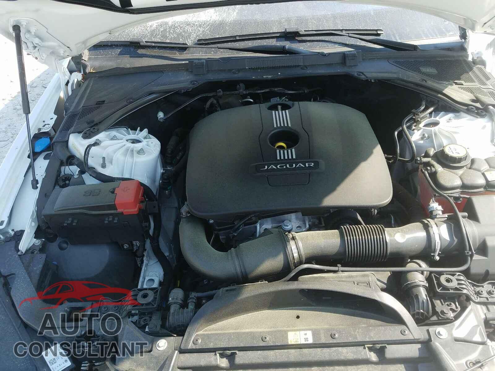 JAGUAR XE 2017 - SAJAD4BG7HA962149