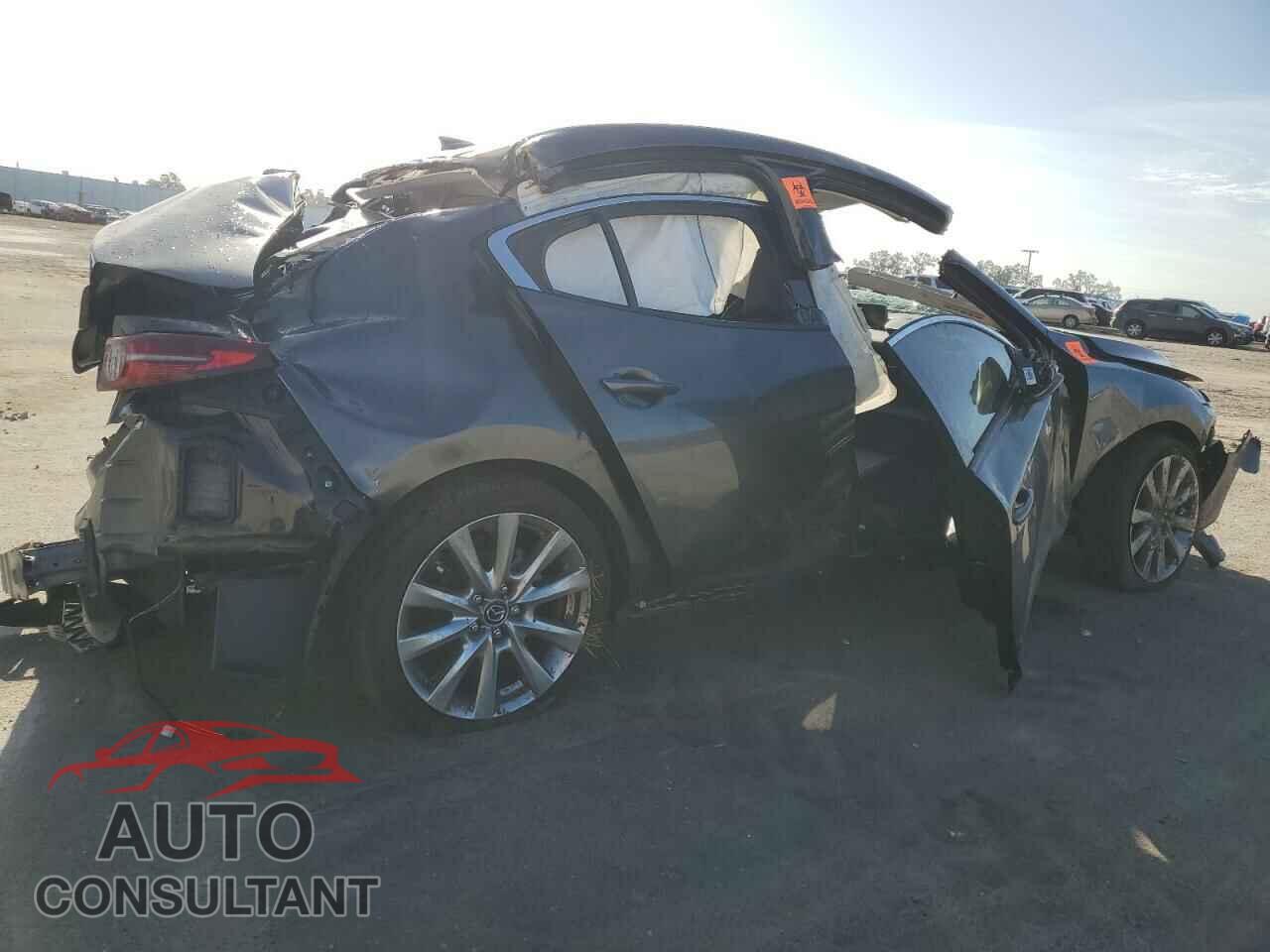 MAZDA 3 2021 - JM1BPADL2M1325344