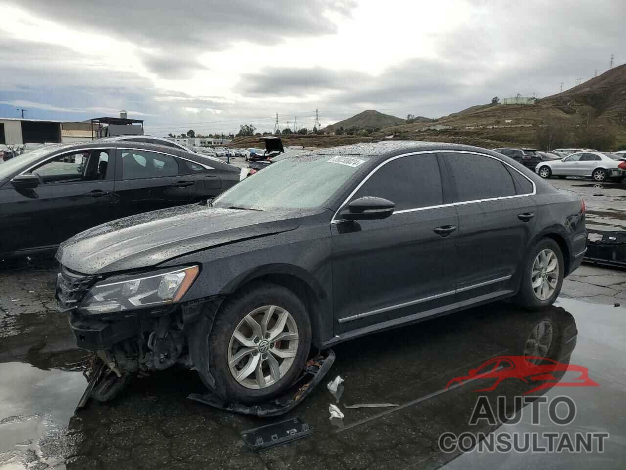 VOLKSWAGEN PASSAT 2017 - 1VWAT7A36HC065858