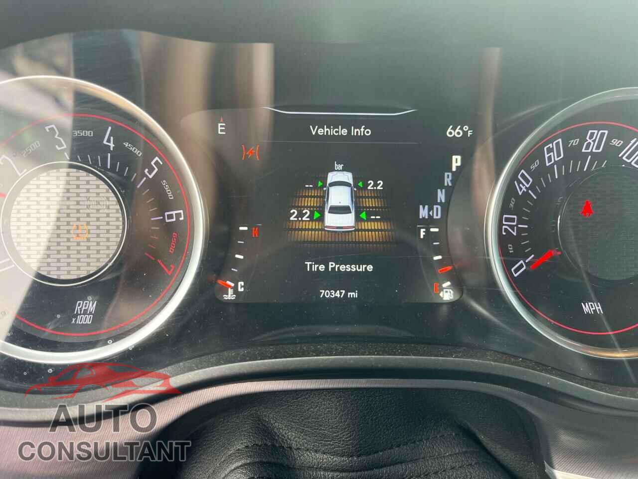 DODGE CHALLENGER 2019 - 2C3CDZGG3KH752626