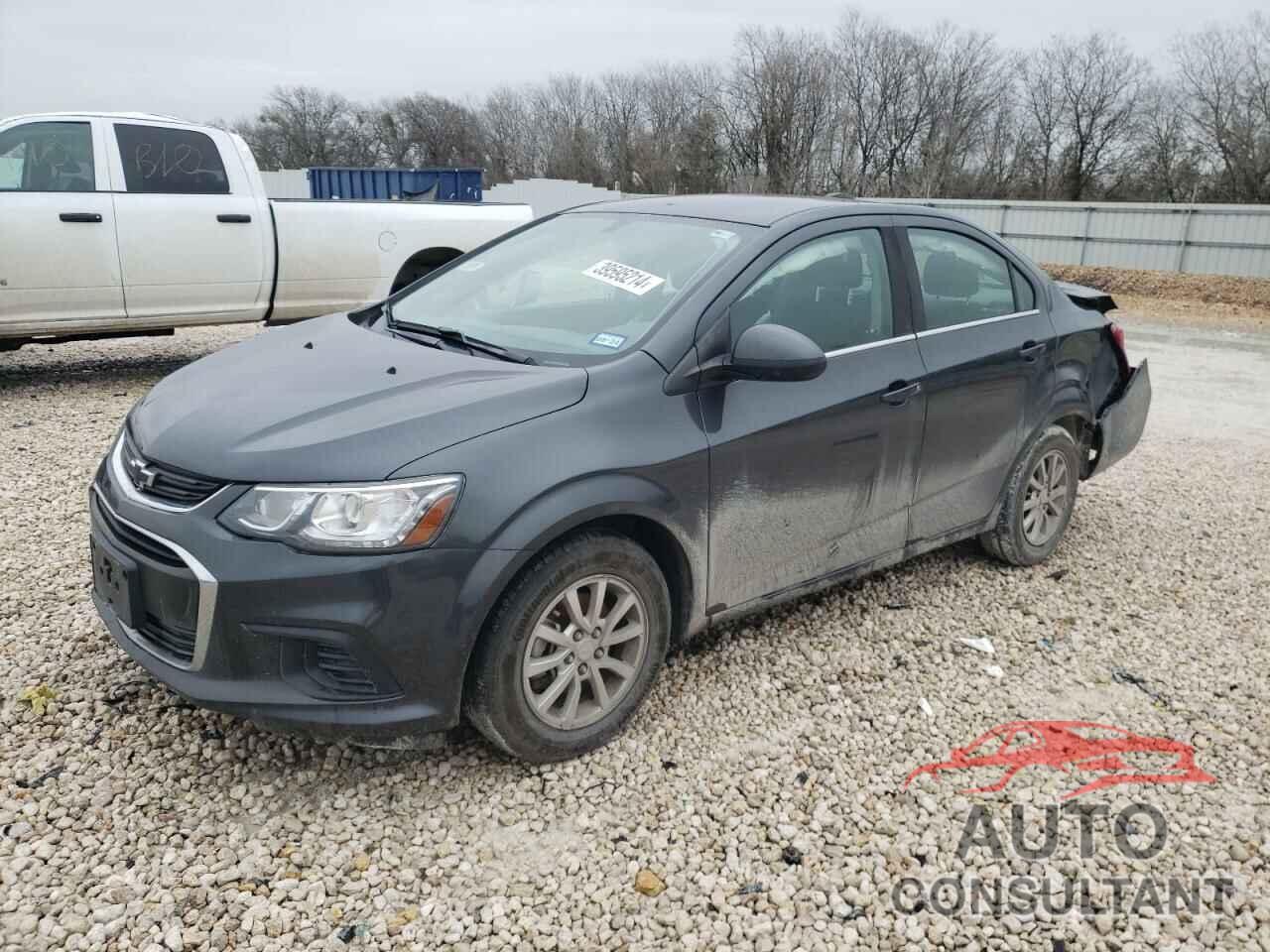 CHEVROLET SONIC 2018 - 1G1JD5SHXJ4137748