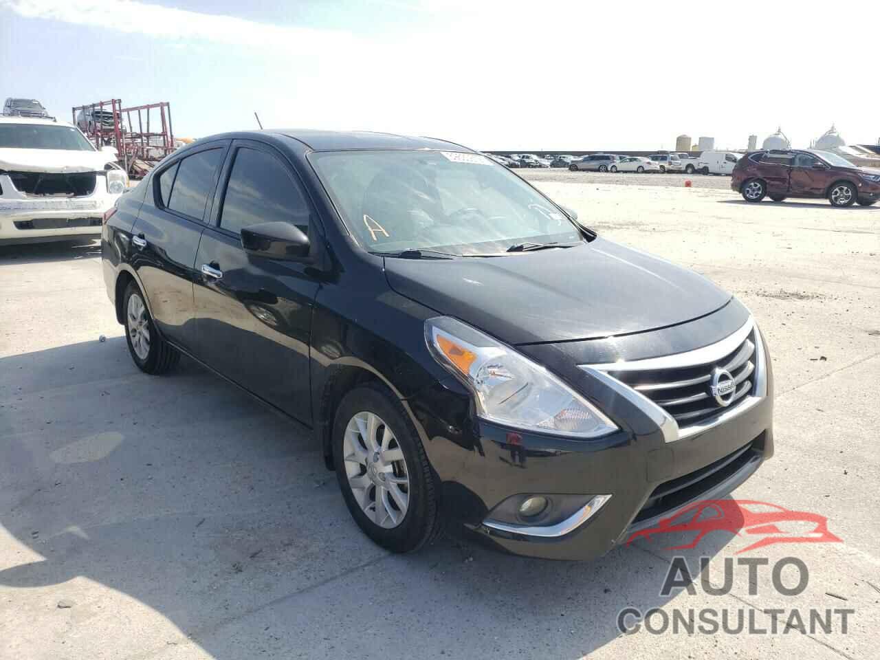NISSAN VERSA 2017 - 3N1CN7APXHL832028
